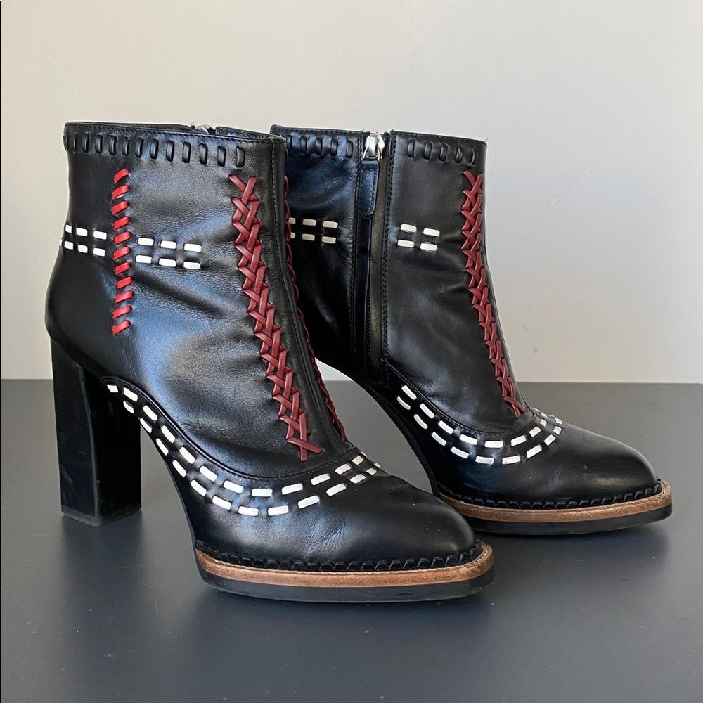Tod's Black Red White Women's Ankle Boots Sz 39 ASO Taylor Swift Designer Chic